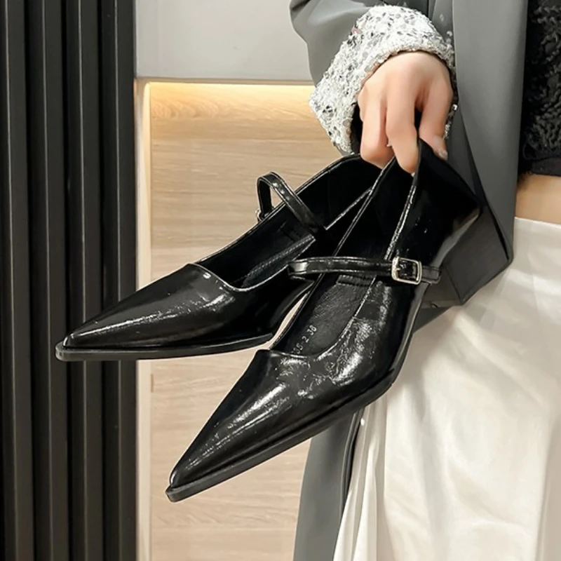 Sandal Hak Tinggi Ujung Lancip Wanita Seksi Sepatu Chunky Elegan Musim Panas 2025 Merek Fashion Baru Sepatu Pesta Slingback Wanita Zapatillas