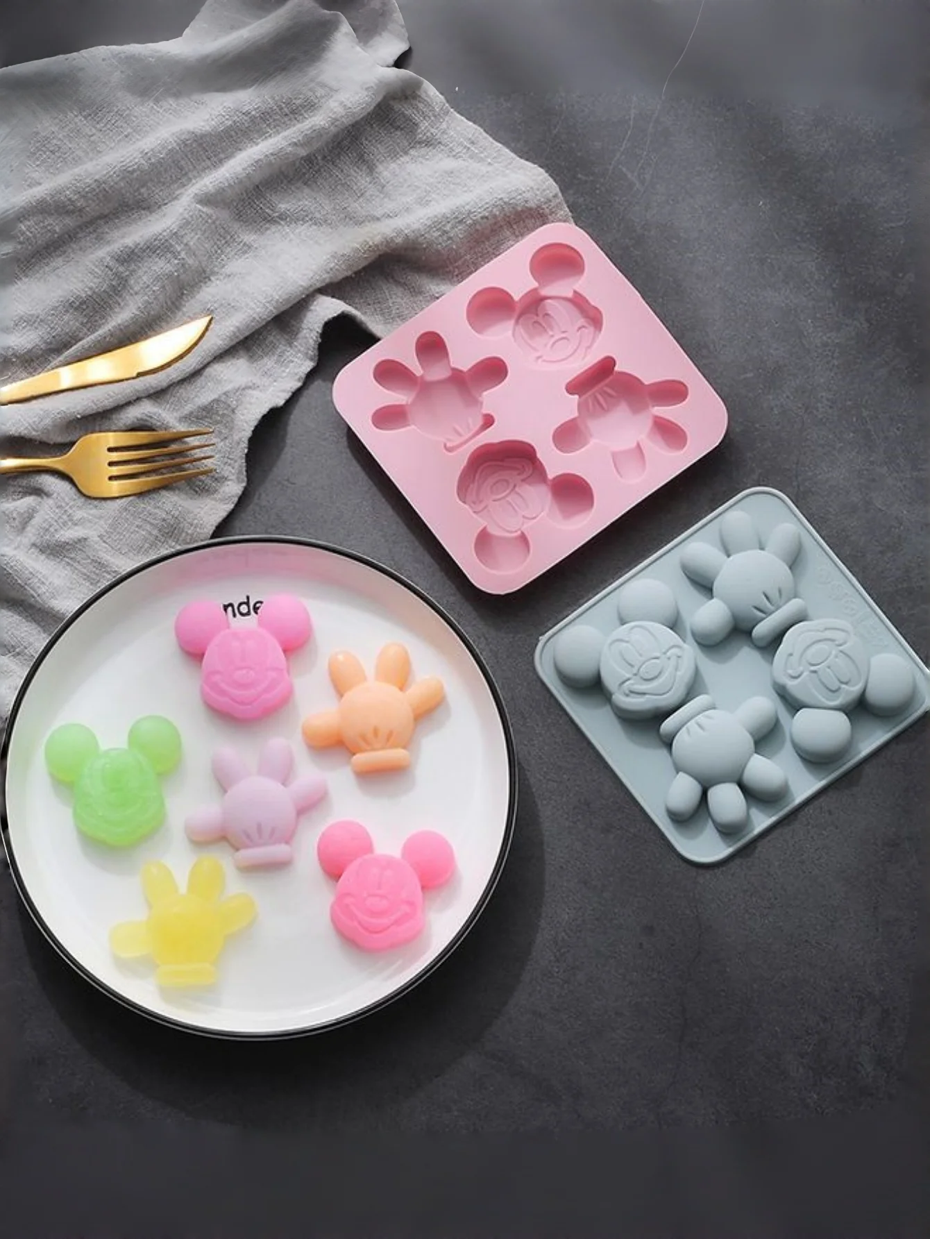 Cortador de galletas de Mickey Mouse, molde de chocolate con forma de palma de la mano de dibujos animados de Disney, molde para galletas y pasteles, herramienta para hornear, modelo de bandeja para hielo, 1 ud.