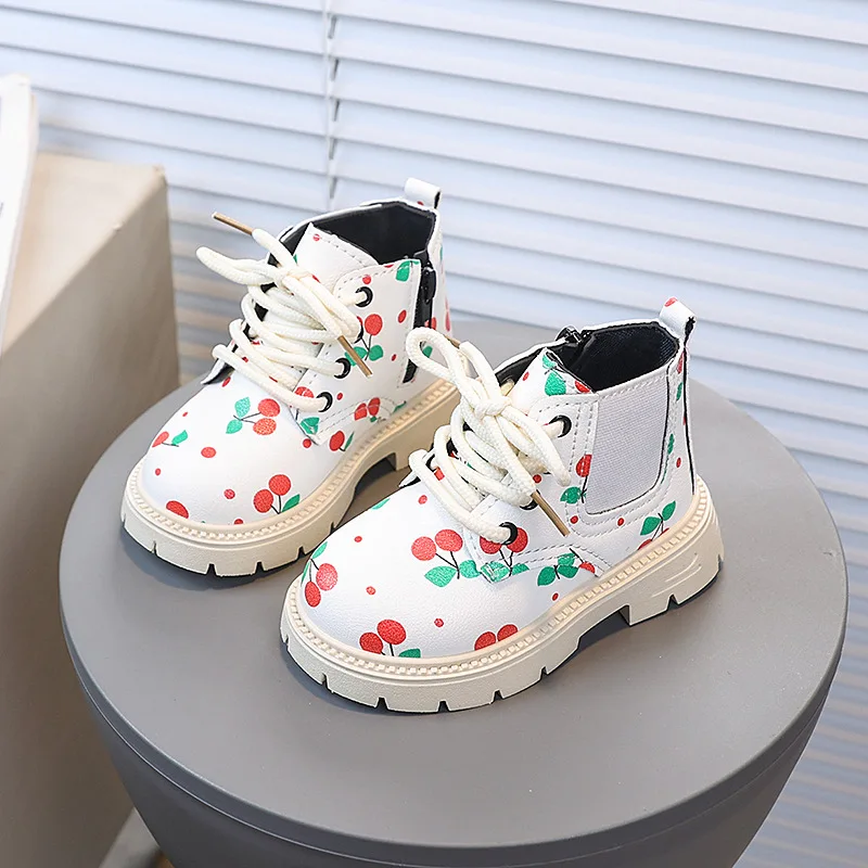 

2025 New Girls Ankle Boots Korean Style Side Zipper Kids Short Boots Soft Bottom Comfortable Children Leather Boots Sweet Cute