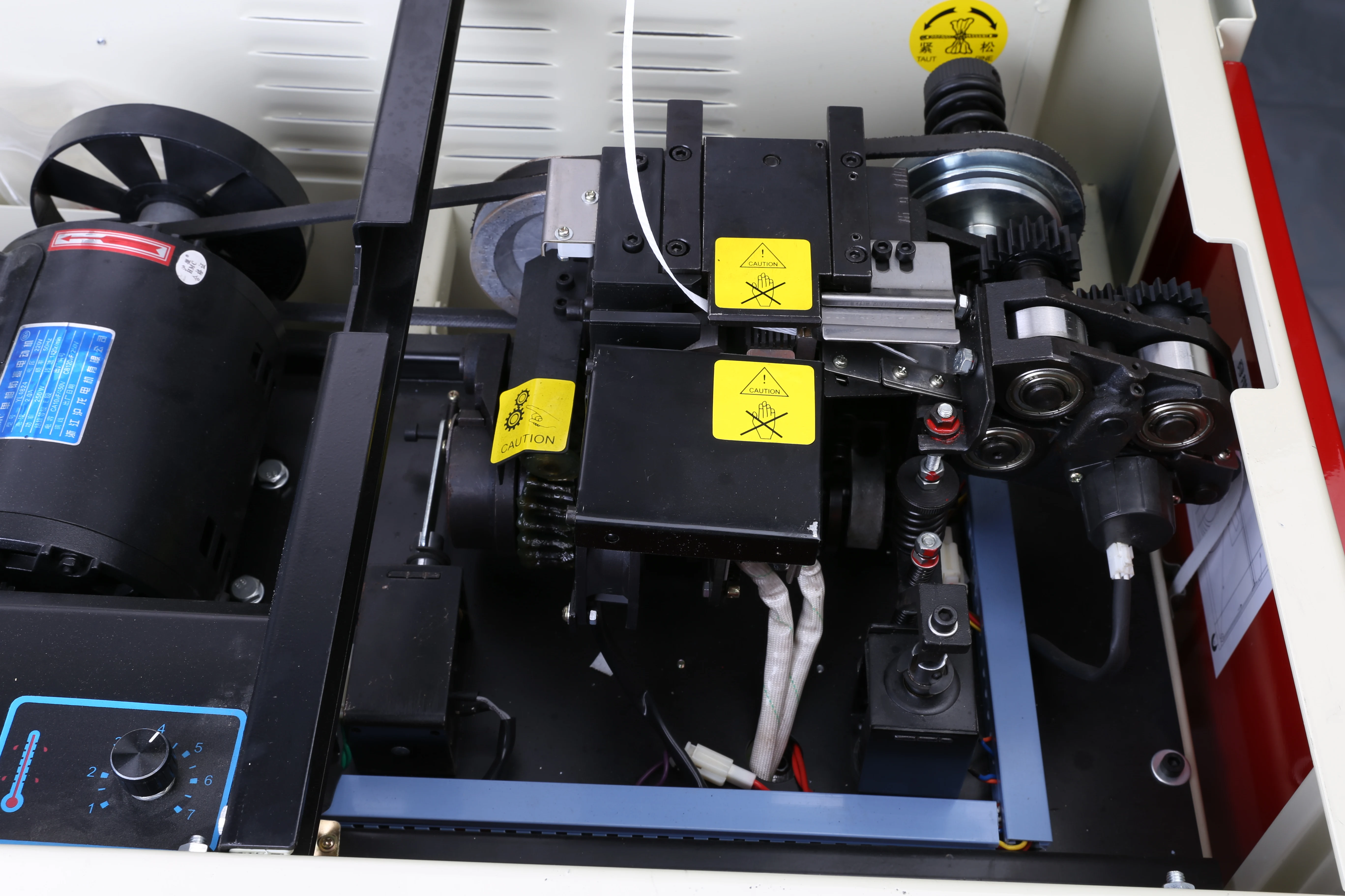 Semi-automatic all-electric drive PP belt bundle manual binding box carton binding machine plastic packaging material