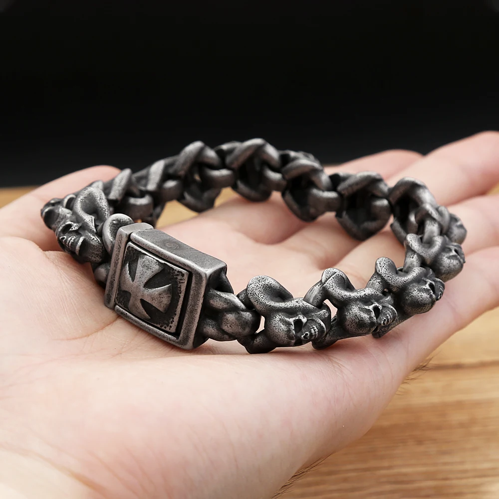 Gothic Vintage 316L Stainless Steel Cross Skull Bracelets For Men Punk Hip Hop Skull Bangles Motorcycle Amulet Jewelry Wholesale