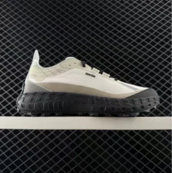 

Unisex Outdoor Running Shoes Trail Running Shoes Sports Sneakers Comfortable and Versatile Couples' Style