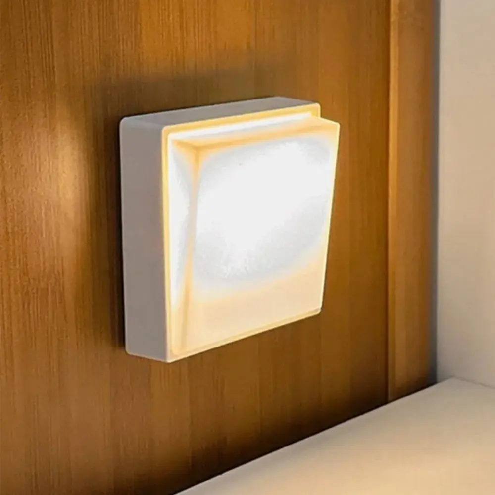 

Stepless Dimming Night Light Magnetic Suction Eye Protection Desk Lamp Timing Function White Yellow Design Table Lamp