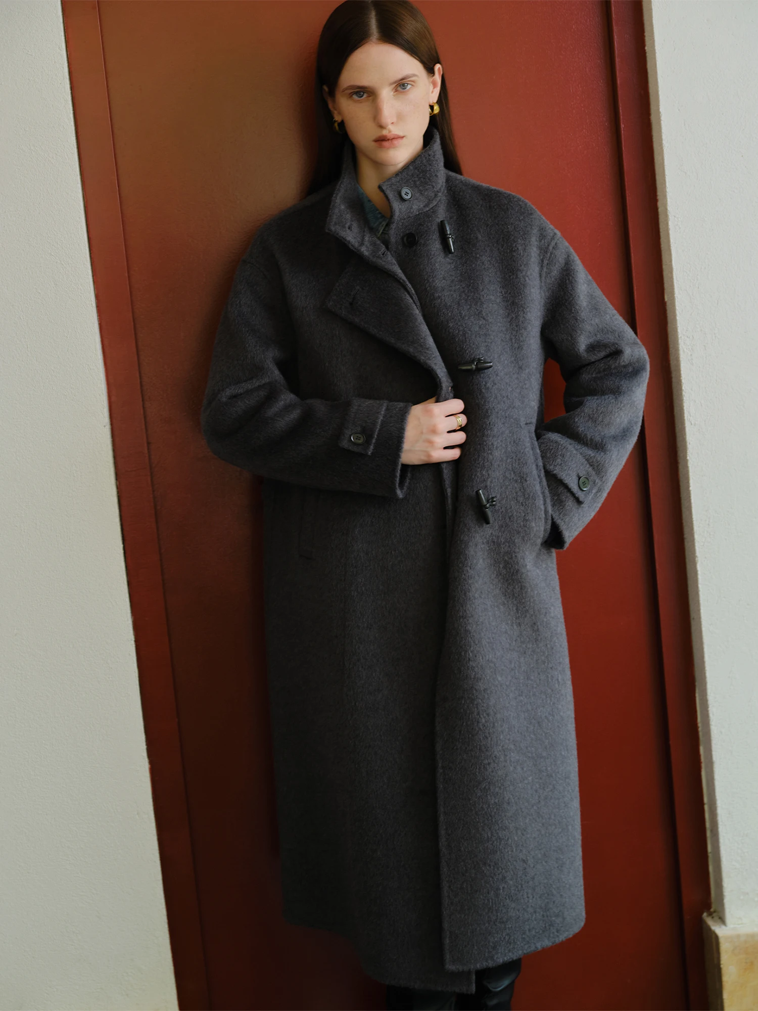 ZIQIAO 2025 New Arrival Chic Long Overcoat Horn Buttons Elegant Silk-Camel Wool Tweed Coat Perfect for Autumn Winter Wool Blends