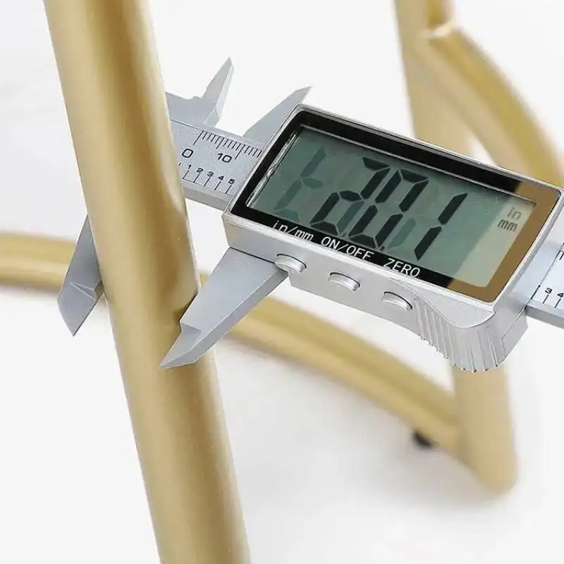 الشمال الحديثة بسيطة بار الطعام كراسي المنزل المطبخ الفاخرة الاسترخاء كراسي عالية الحديد المطاوع بار مطعم Cadeiras الأثاث WKDC #4