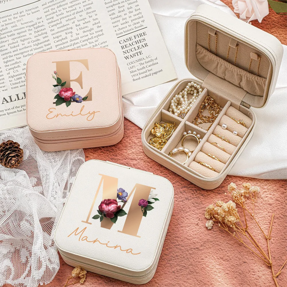 1pc Customized Name Initials Flower Letters Jewelry Box, Women Portable Jewelry Storage Organizer, Ladies jewelry Bags Gifts