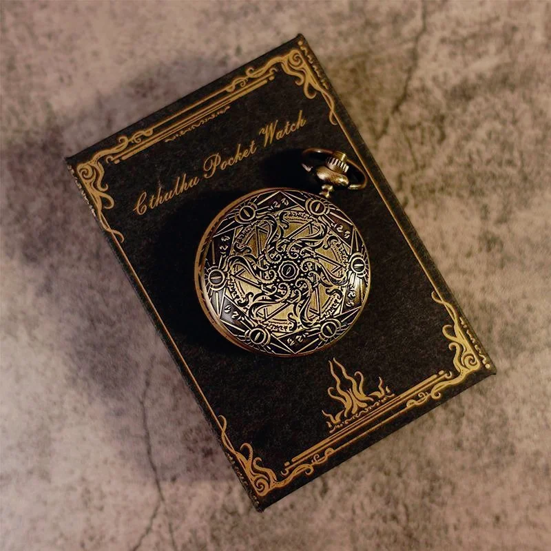 

Cthulhu Beyond The Shadow of Time Hollow Retro Carving Flip Cover Mechanical Periphery