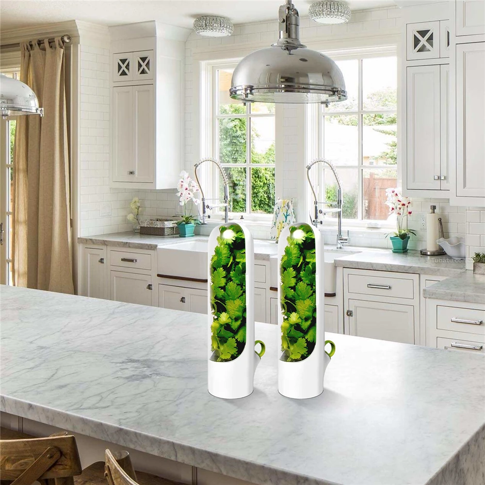 

8.5*8.5*25.5cm Food Container Reservoir