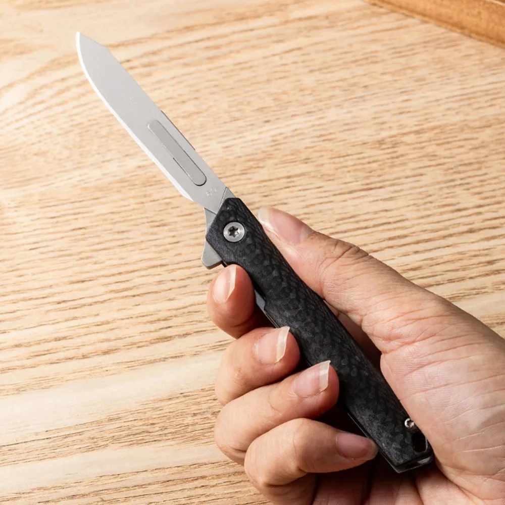 New Small Folding Scalpel Knife Carbon Fibre Handle Utility Knives with Clip Compact Keychain Boxcutter Replaceable Blades