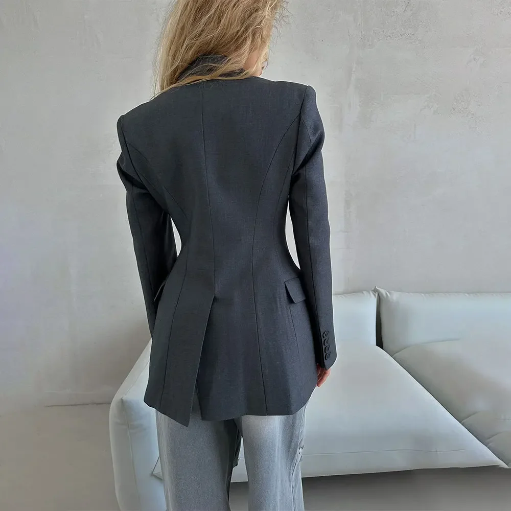 2024V Collar and Waist Cinching Suit for Women with A High-end and Slim Fit