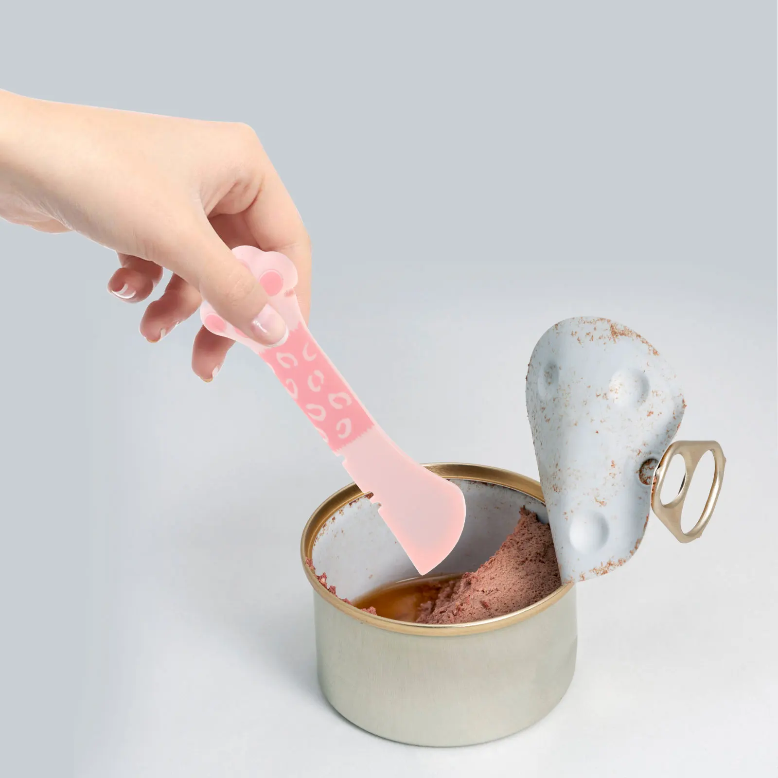 

Cat Food Can Spoon Multi-Functional Pet Tableware Adorable Design Easily Reach Corners Dig Out Food Save Effort