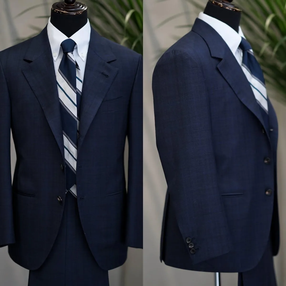 Classic Single Breasted Notch Lapel Navy Blue Men's Suit Jacket with Textured Weave Formal Business Blazer Custom Made M264457