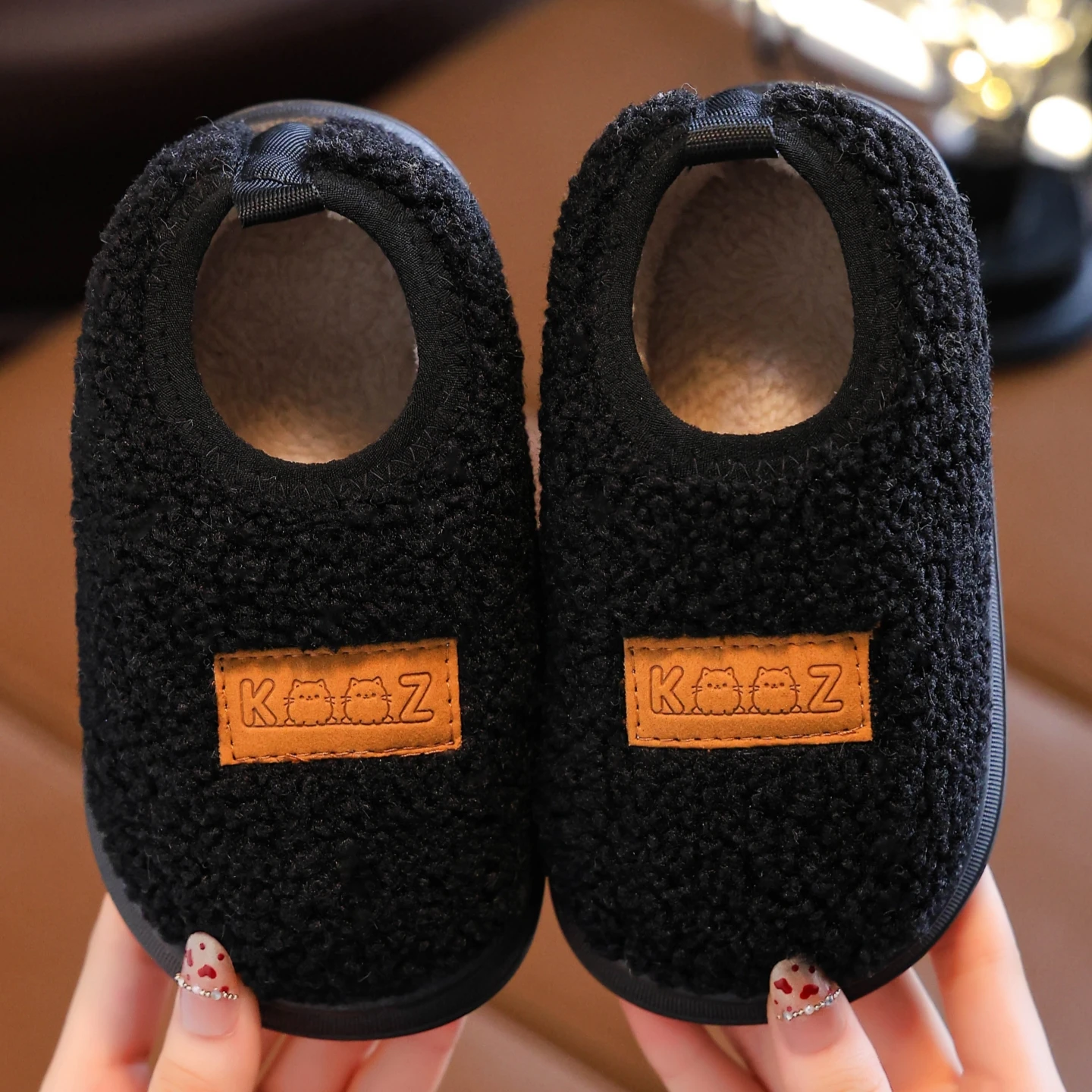 Kids Boys & Girls House Shoes, Student Winter Simple Casual Comfortable Furry Indoor Home Slippers