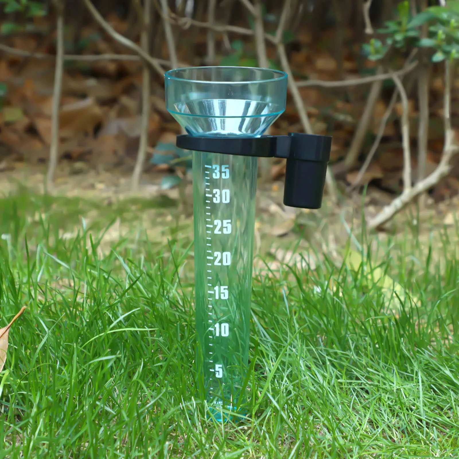 1–5 Stück Kunststoff-Regenmesser mit 35 mm Fassungsvermögen und Halter, einfach zu installierender Regenmessbecher für den Einsatz im Freien, auf Rasenflächen, in Gärten und auf Bauernhöfen