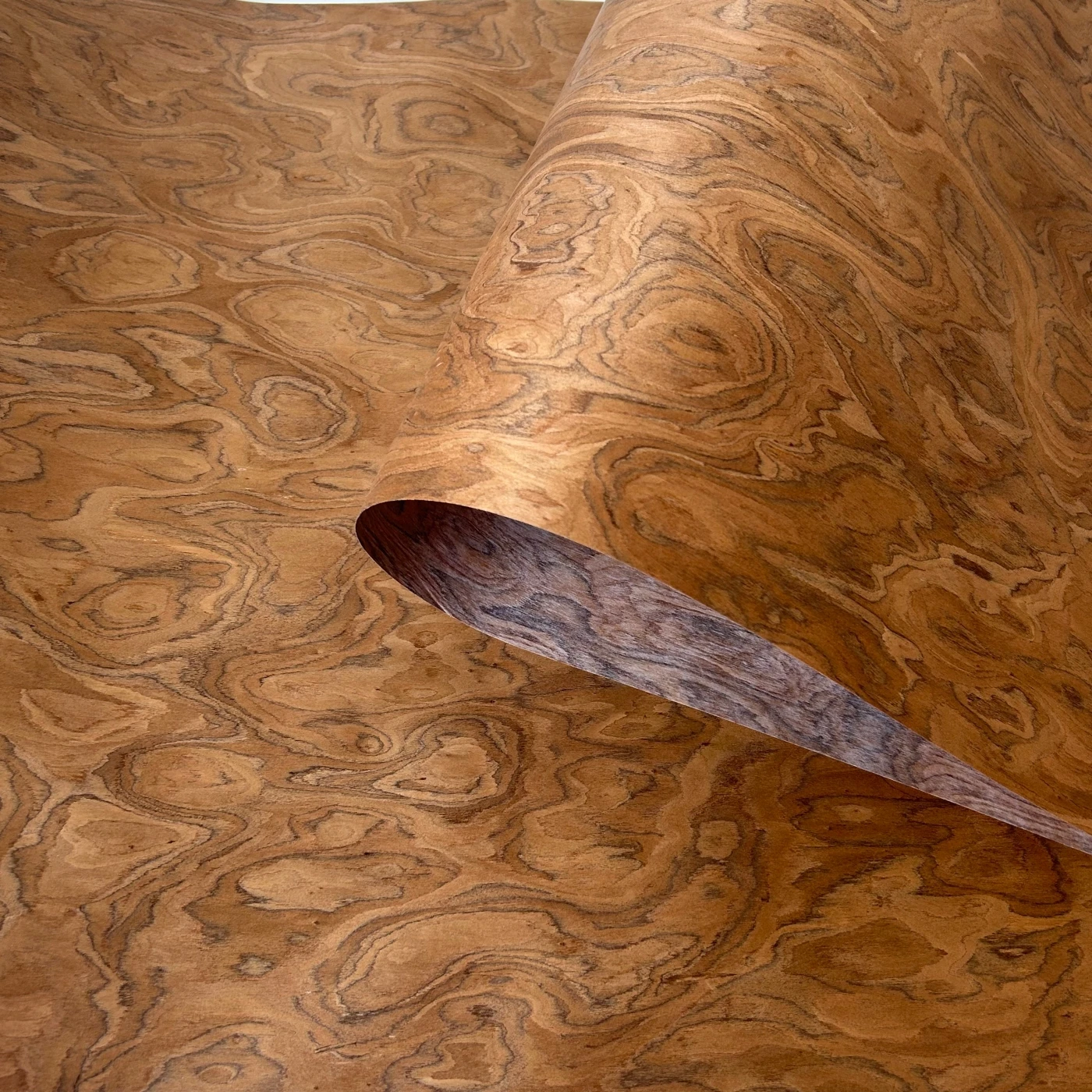 

58x250cm ALPI Walnut Burl Engineered Wood Veneer, Reconstituted Fleece Backed Composite Veneer Sheet for Furniture Renovation
