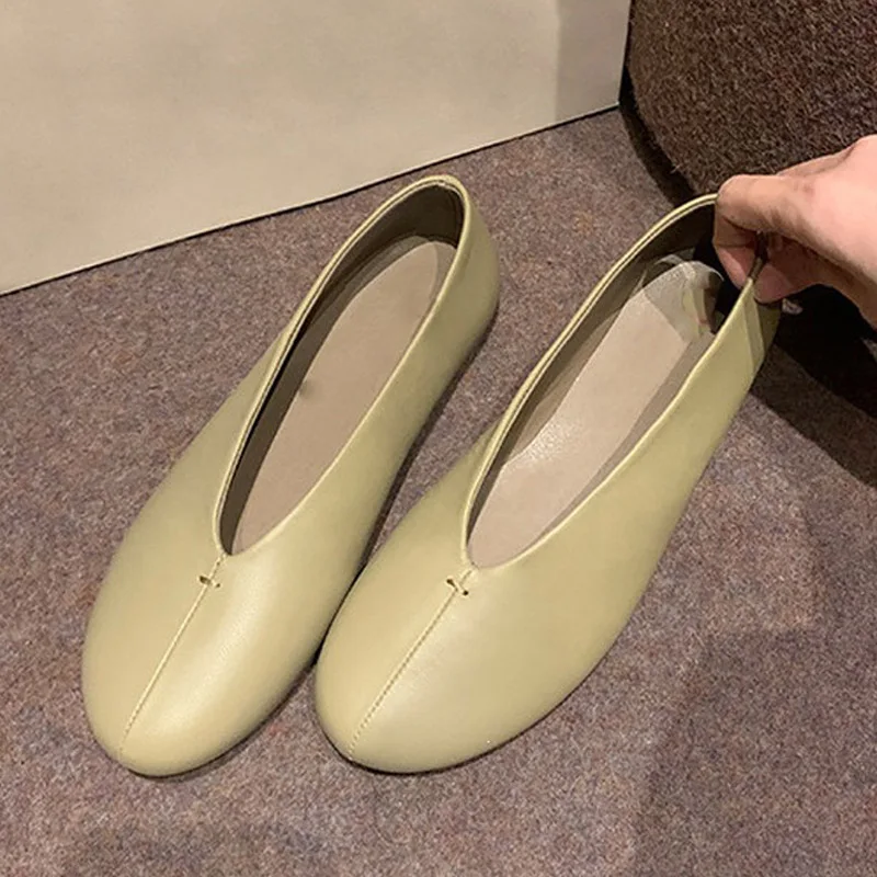 Eilyken Spring Autumn Comfortable Soft Leather Flats Heels Woman Sandals High Quality Daily Party Dress Casual Shoes