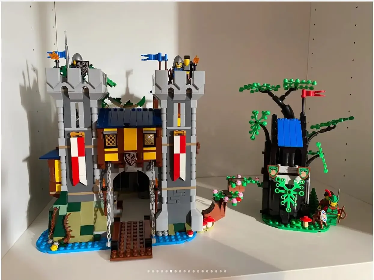 2025 ديكور منزلي لمجموعة هدايا عيد الميلاد 3 في 1 قلعة القرون الوسطى متوافقة مع 31120 #1