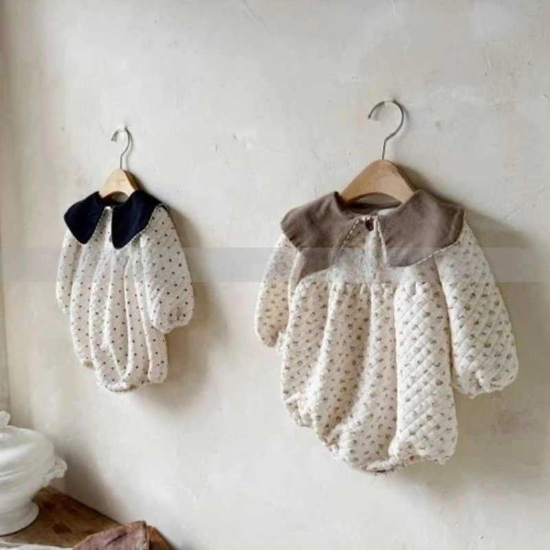 

New Autumn/Winter Baby Girls Sweet Color-Blocked Peter Pan Collar Romper with Floral Print Korean Fashion Diamond Pattern