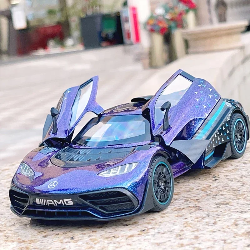 

1:24 Mercedes-Benz AMG ONE Supercar, модель автомобиля из сплава, игрушечный автомобиль, литье под давлением металла, звуковой и световой автомобиль, игрушки для детей, подарок