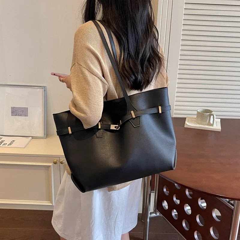 Urbaner Minimalistischer Stil Große Kapazität Damen-Handtasche Unterarm-Schultertasche Pendler-Handtasche Modische Reise-Unterarmtasche – Detail 17