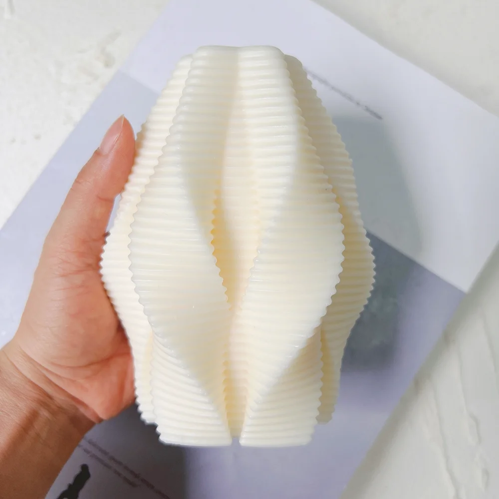 Ribbed Swirl Silicone Candle Mold Geometric Wave Twirl Silicone Mould Taper Abstract Art Decorative Wavy Stripe Soy Wax Molds