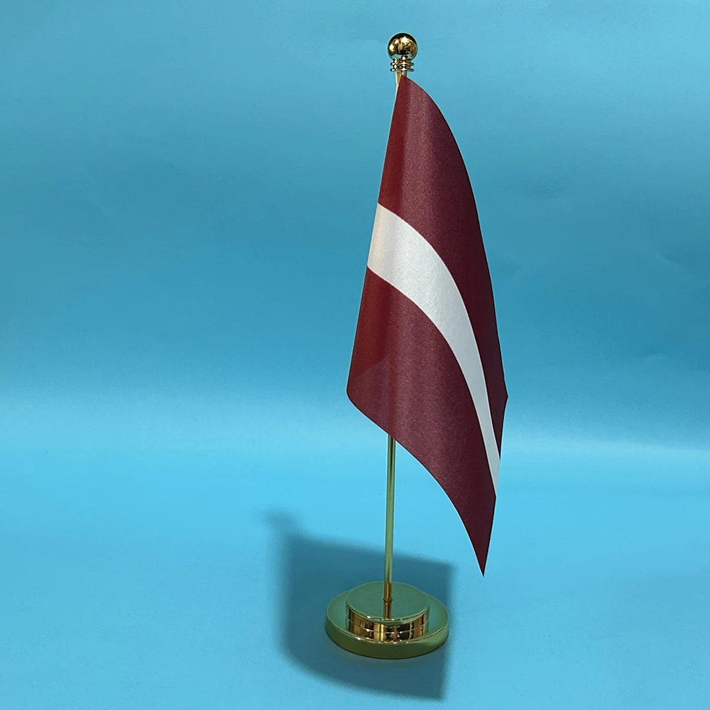 (SKY FLAG)14x21cm Office Desk Flag of Latvia Banner Polyester Latvia National Flag Desk Ornaments Flags for Table Decoration