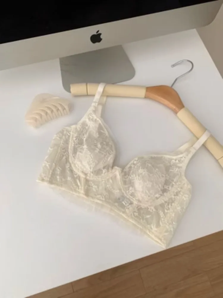 

MOYISU Vintage Lingerie Bra with Soft Steel Ring French Lace Bralette All Cup Sizes, Breathable Support Daily & Special Occasion