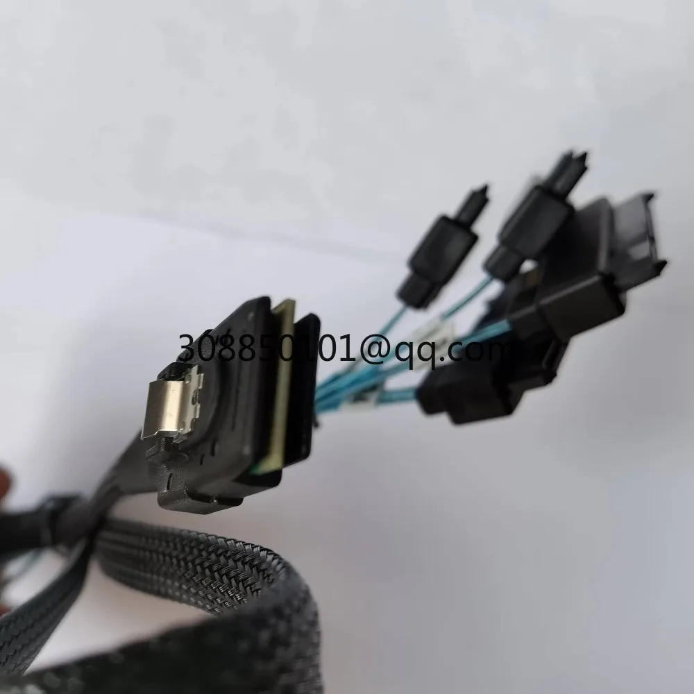 SAS SFF8087 to 8482 one minute four wire 4SAS hard drive data in large quantities in stock