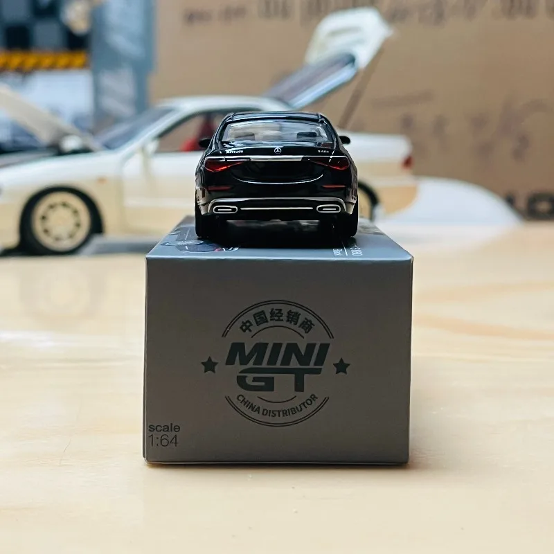 MINIGT Diecast in scala 1/64 Mercedes-Maybach S 680 modello di auto in lega giocattoli per ragazzi giocattoli regalo per bambini da 2 a 4 anni