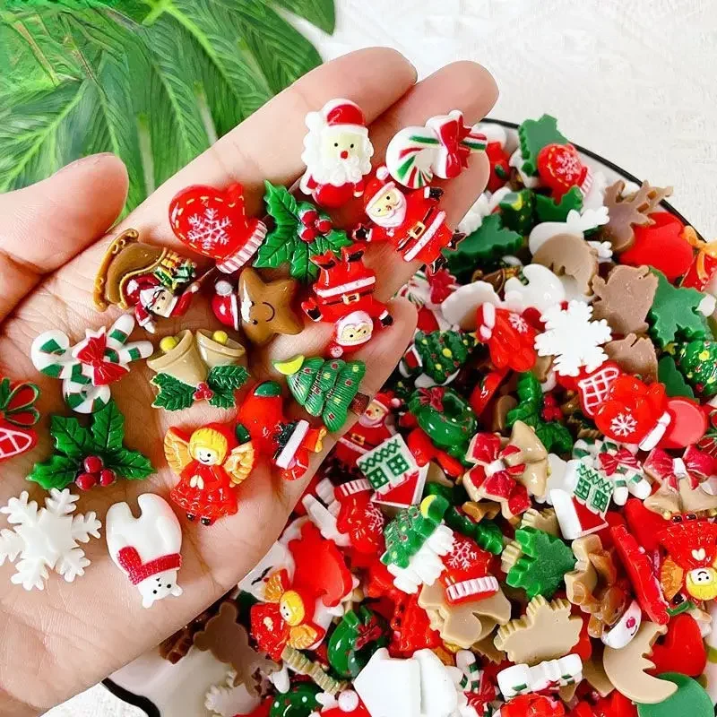 

DIY Craft Supplies SaleMixed Resin Flatback Cabochons with Santa Claus, Snowman, Elk, Christmas Tree for Holiday Decoration