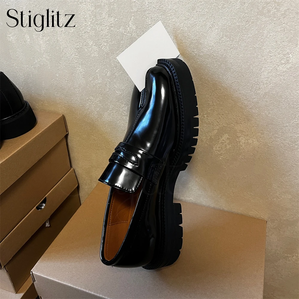 

Black Patent Leather Square Tabi Toe Loafers Designer Style Fashion Leather Shoes Comfortable Leather Loafers Slip-On Men Shoes