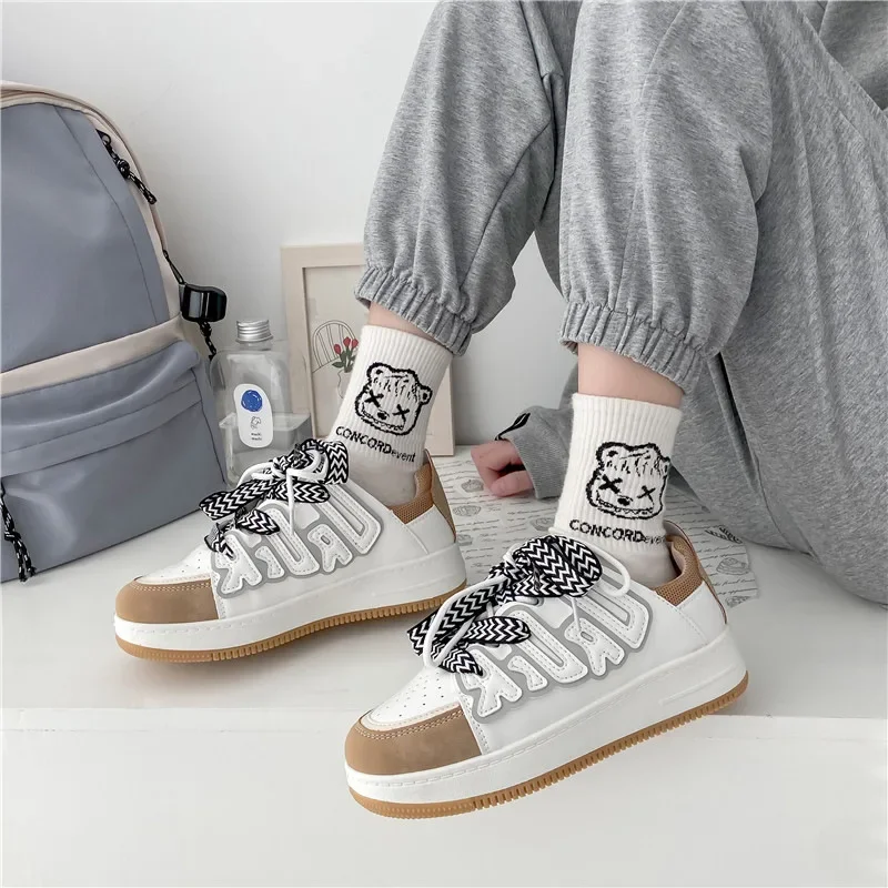 

Women Tennis Shoes Lace Up Platform Shoes Female Casual Skateboarding Sneakers Fashion Comfortable Women Outdoor Sports Shoes