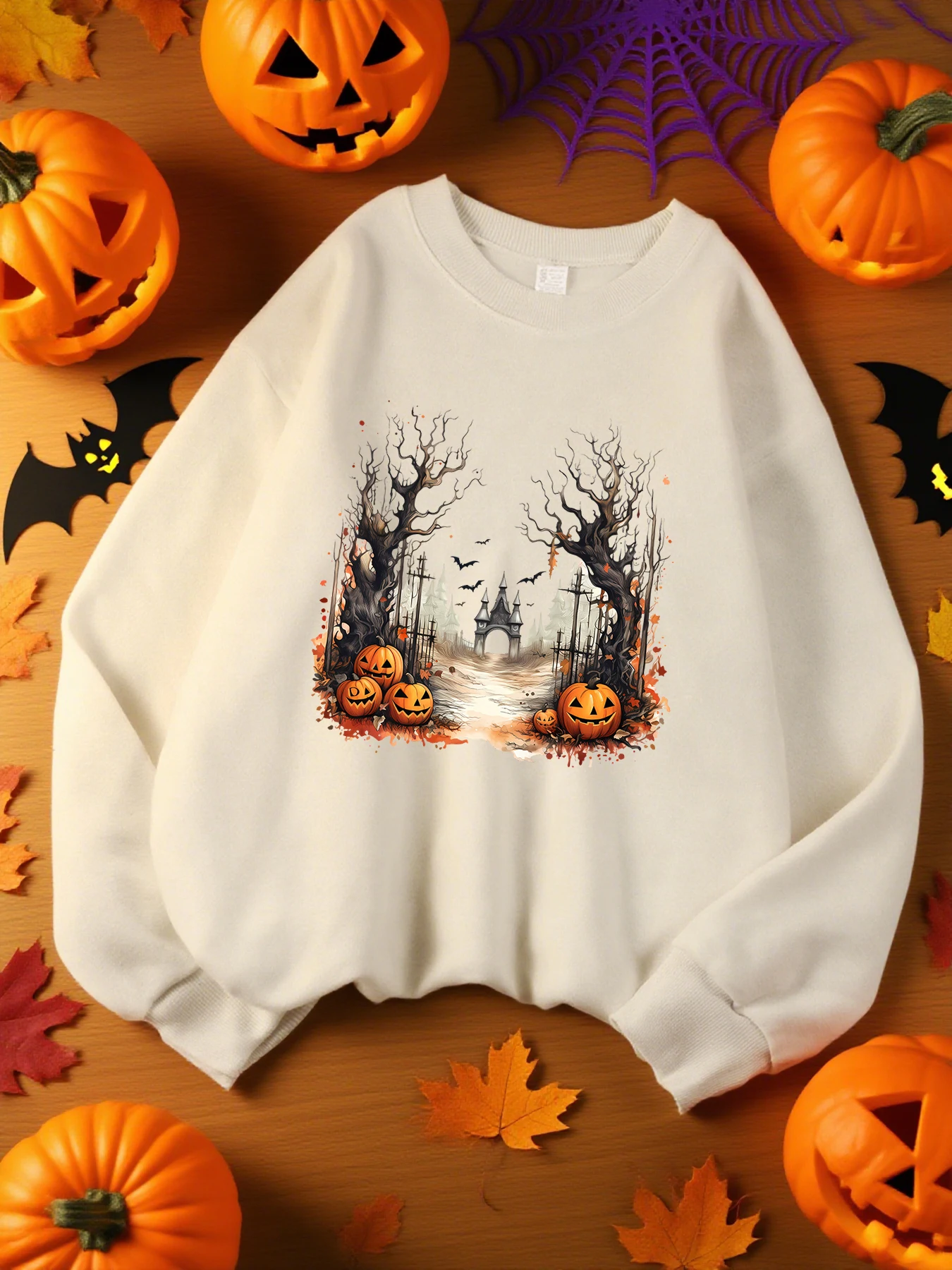 Felpa da donna stampata con castello di zucca con albero appassito Felpe in pile casual O-Collo Top autunnale Comodo abbigliamento sportivo di moda