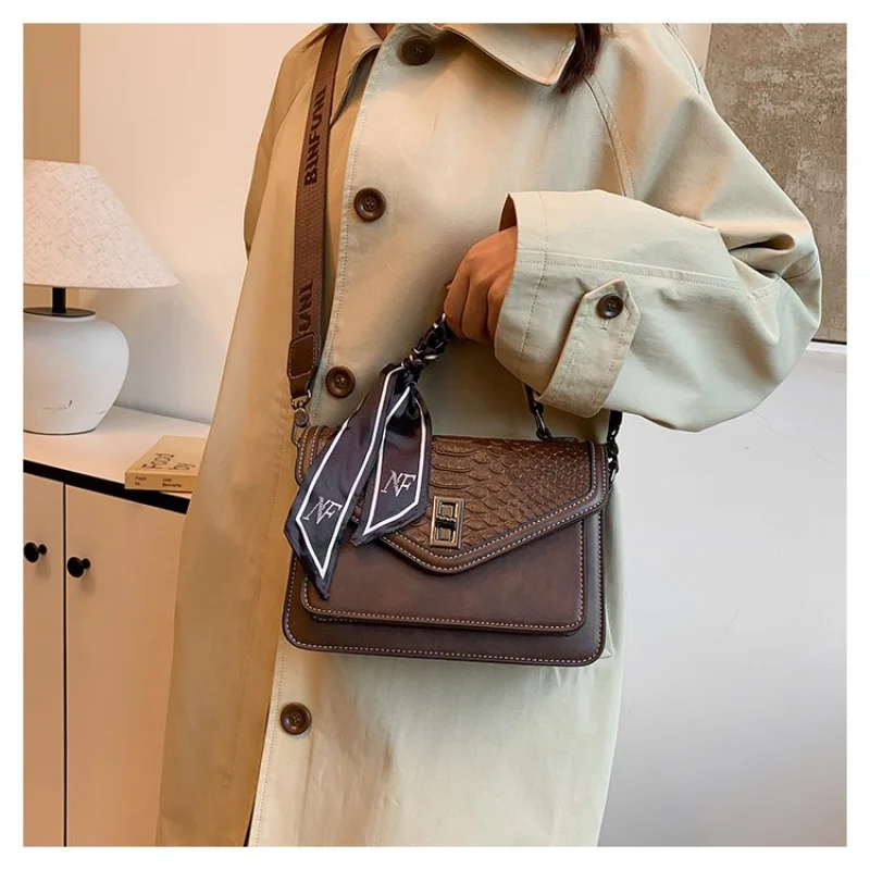 

Paris Fashion Designer Elegant Handbag Classic Vintage Style Luxury Women Leisure Business Crossbody Bag Use