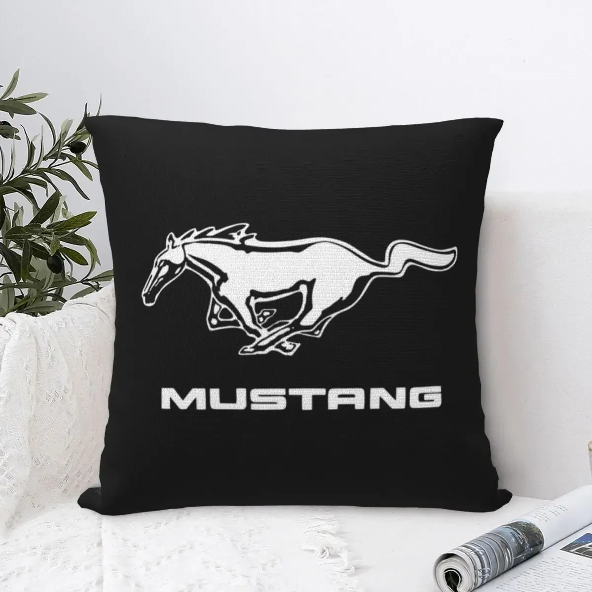 Funda de almohada cuadrada con logotipo de Ford Mustang, decoración de cojín de poliéster, cómoda, para el hogar y el dormitorio