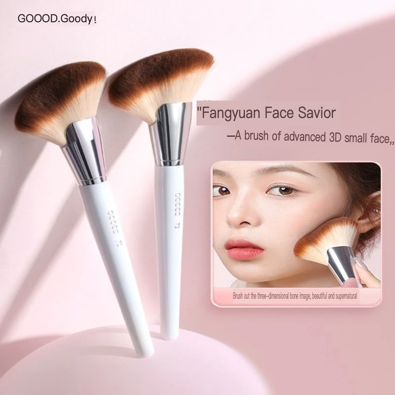 Gudi Sickle Large Angled Contouring Brush Portable Side Profile Shadow Makeup Brush One Pack for Easy Application