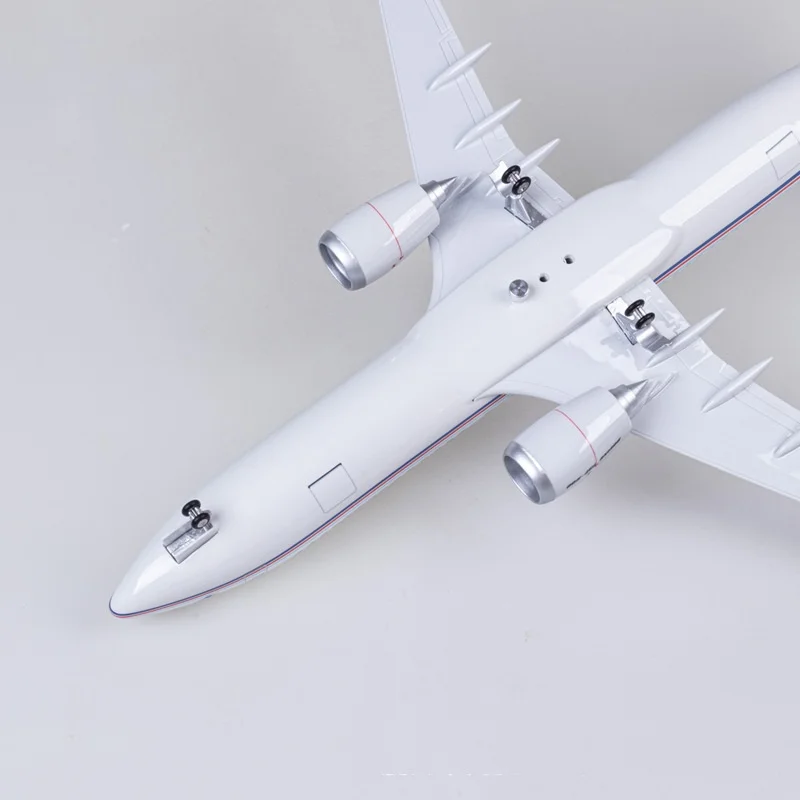 1/85 Scale 47cm Collectible Aircraft China Air Force B737 Resin Diecast Plane Model for Aviation Enthusiast Gift or Collection