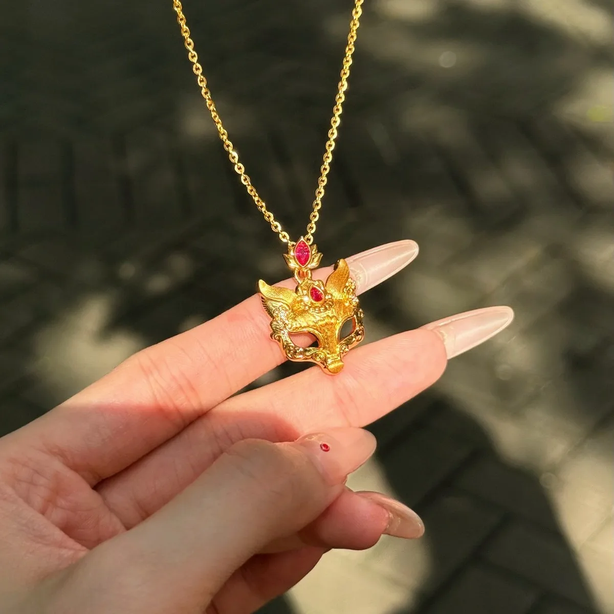

Real 18K Gold Fox Mask Pendantfor Woman Luxury AU750 Pendant Necklace Fine Jewelry High-quality Banquet Gift