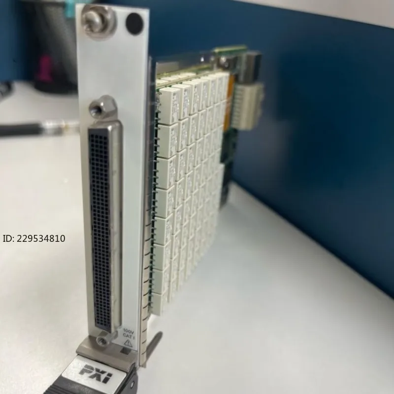 PXIE-2575 196-channel, single-wire PXI multiplexer switch module used, functioning normally Please consult the price.