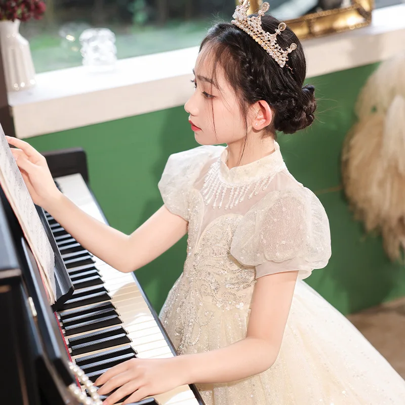 Vestito da principessa da ragazza 2024 estate nuovo vestito da Festival per bambini vestito lungo da bambina per la prima prestazione di giugno