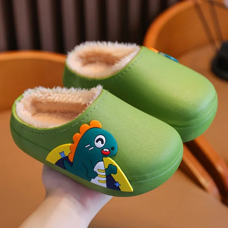 Baby-Baumwollpantoffeln für Herbst und Winter zu Hause, wasserdicht und plüschig, modisch und niedlich für Jungen und Mädchen. – Detail 12