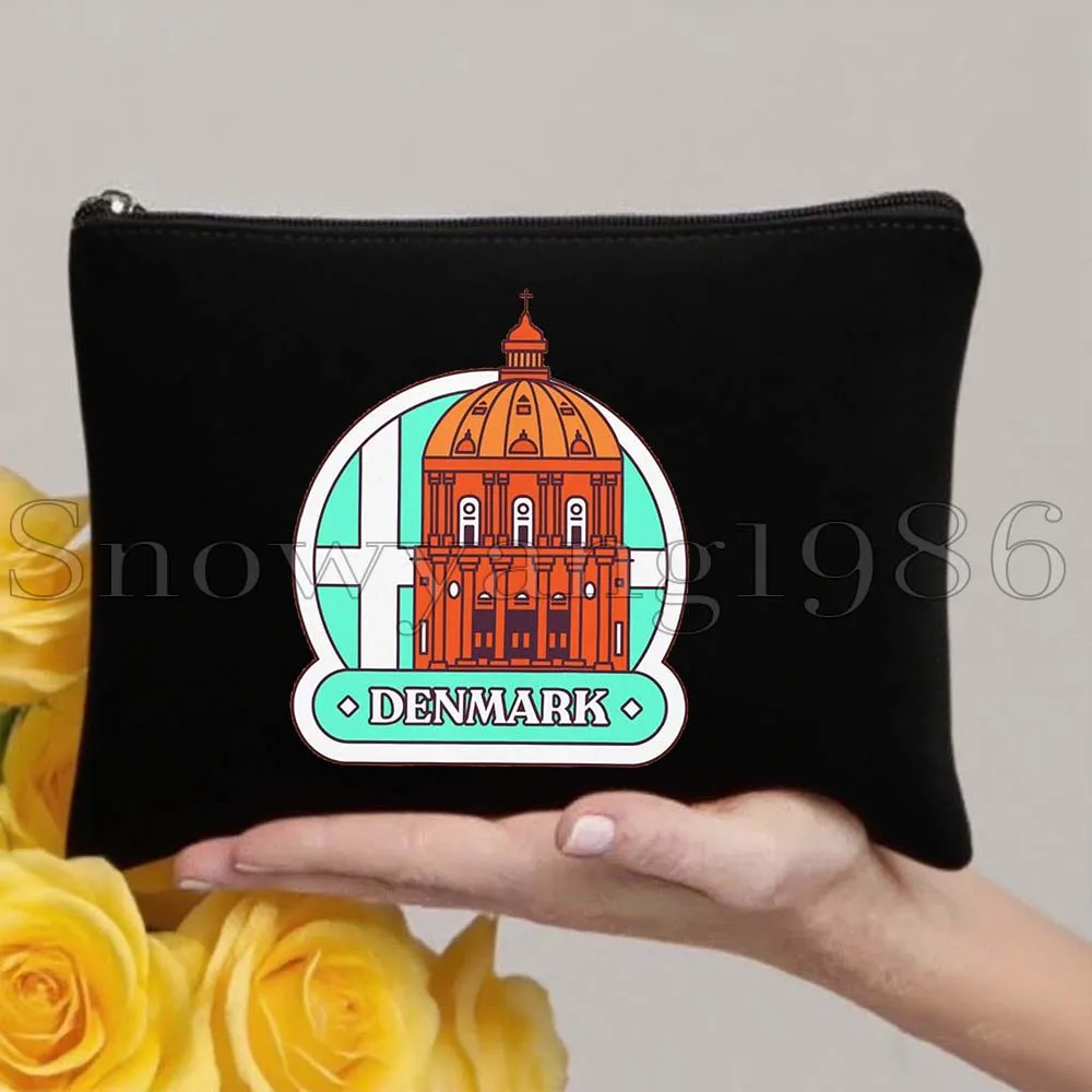 الدنمارك علم الدولة خريطة لطيف الهدايا حقيبة أحمر الشفاه السفر حقيبة مستحضرات تجميل المرأة مدرسة المعلم هدية حقيبة مستحضرات التجميل الحقيبة المحفظة المحمولة #6