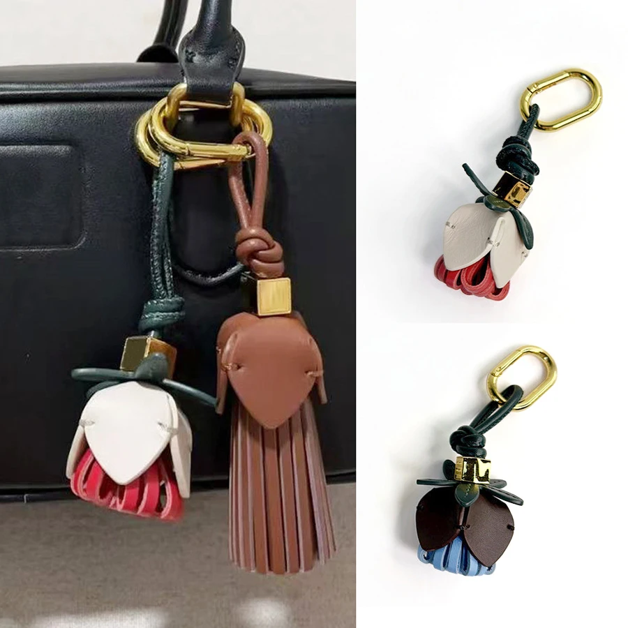 

Flower Velvet Tassel Keychain Genuine Leather Tassel Pearl Pendant Car Ornaments Female Key Chain Plush Bag Pendant Handbag
