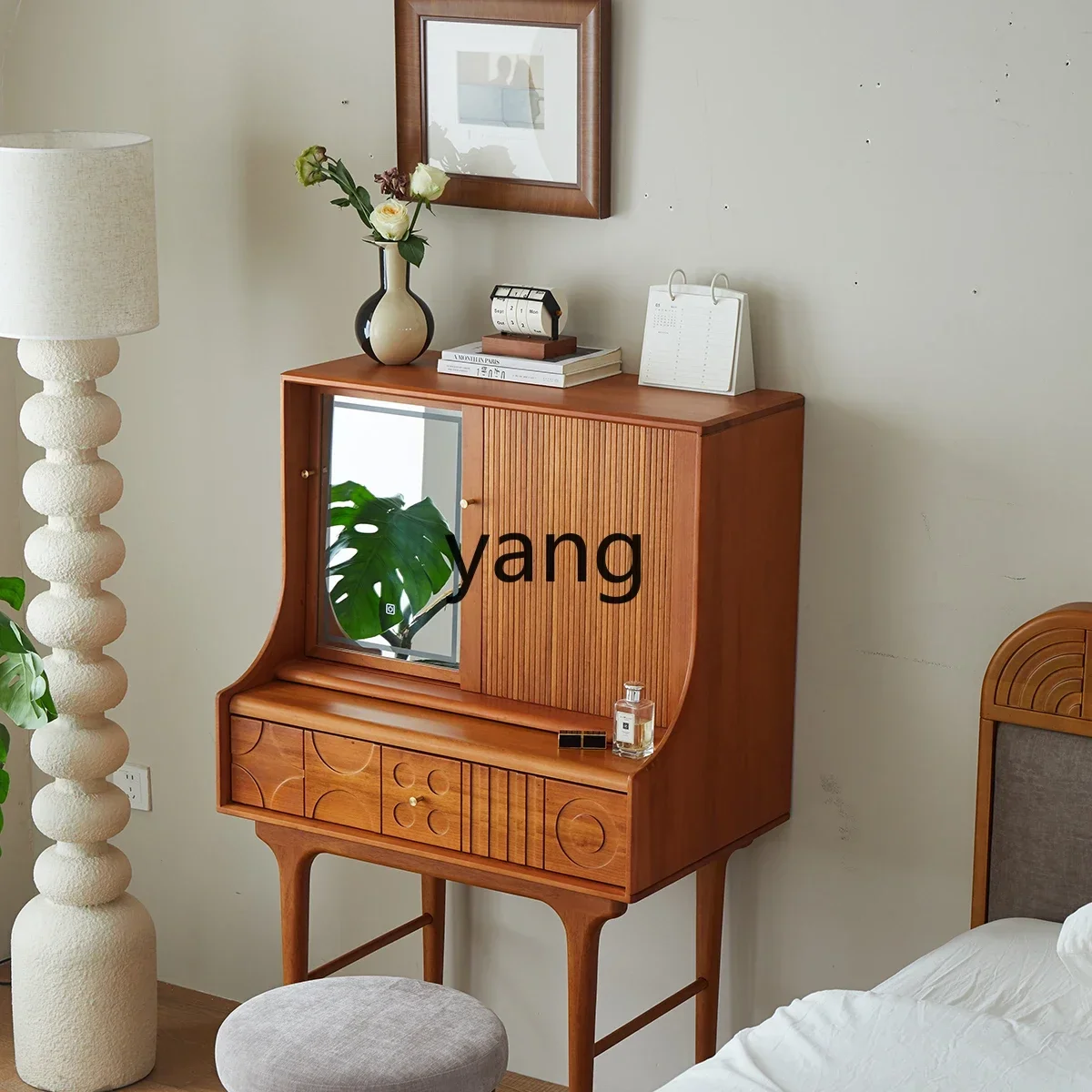 dresser retro wind solid wood carving flower boxwood retractable small apartment makeup table simple