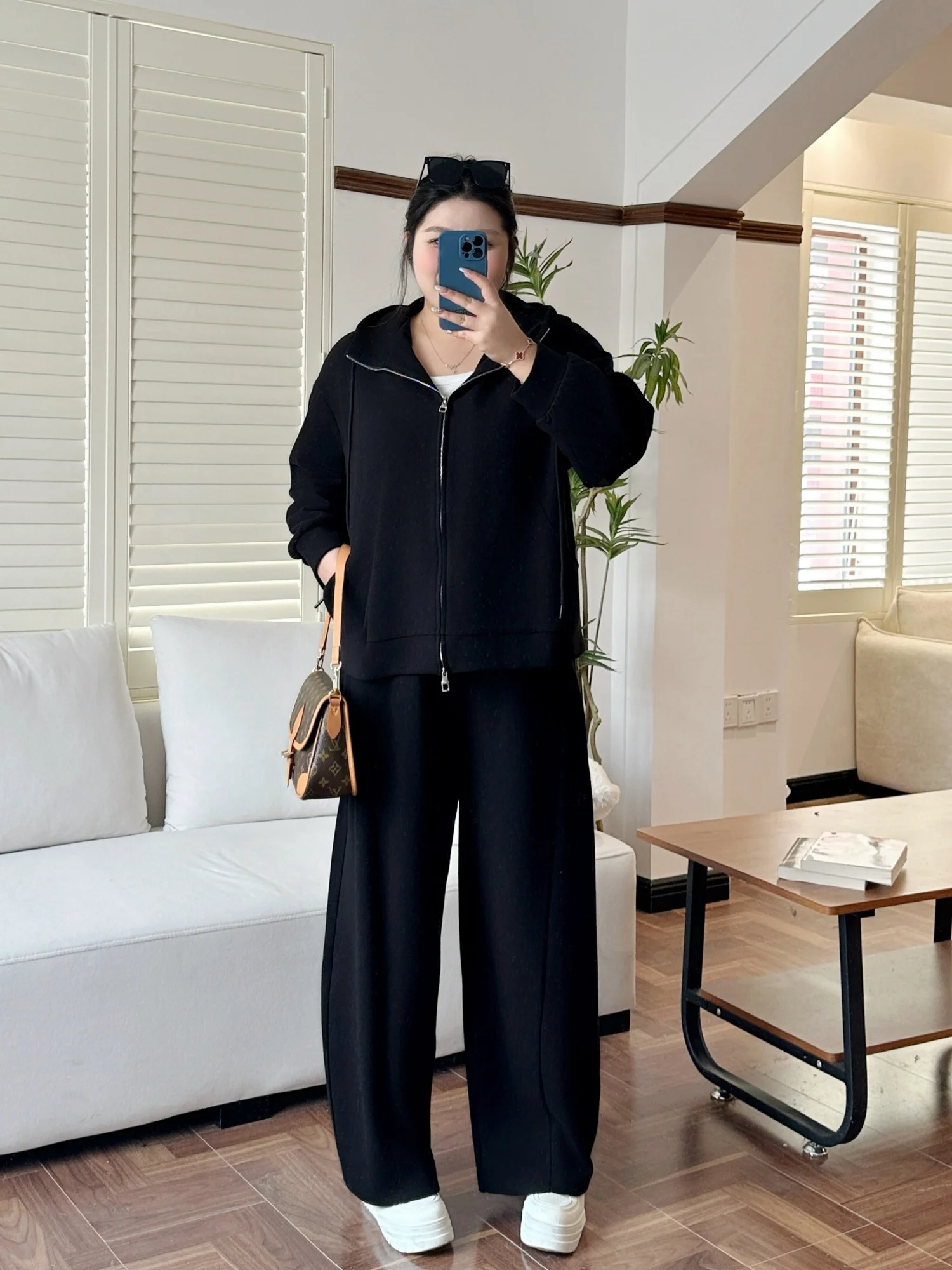 

Весенний новый комплект: женская толстовка большого размера и брюки с широкими штанинами, повседневный костюм из двух предметов, брюки с высокой талией, модный повседневный стиль