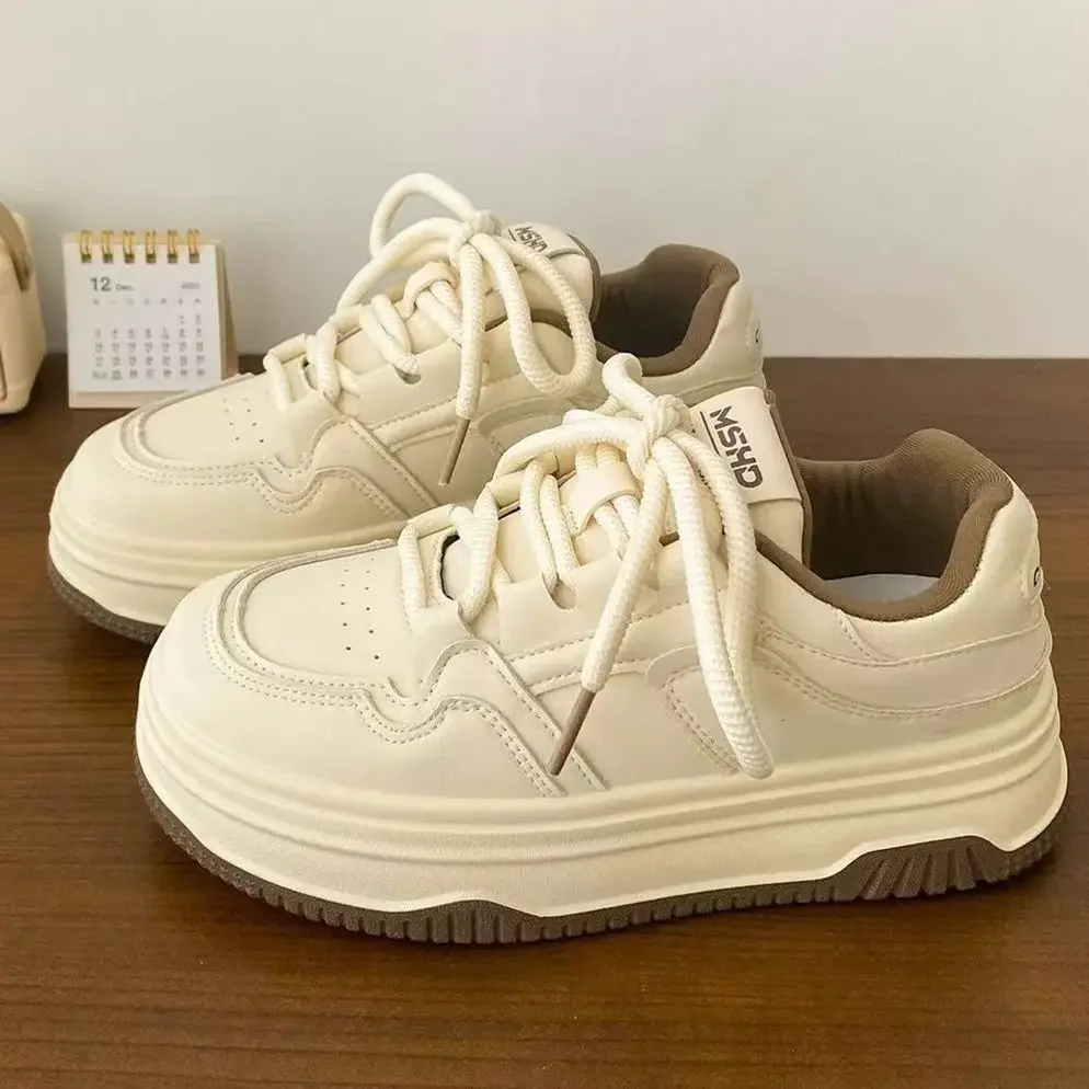 Women's Casual Round Toe Thick Sole Height Increasing Bread Shoe White Sneakers Versatile Korean Style Spring Niche Trending
