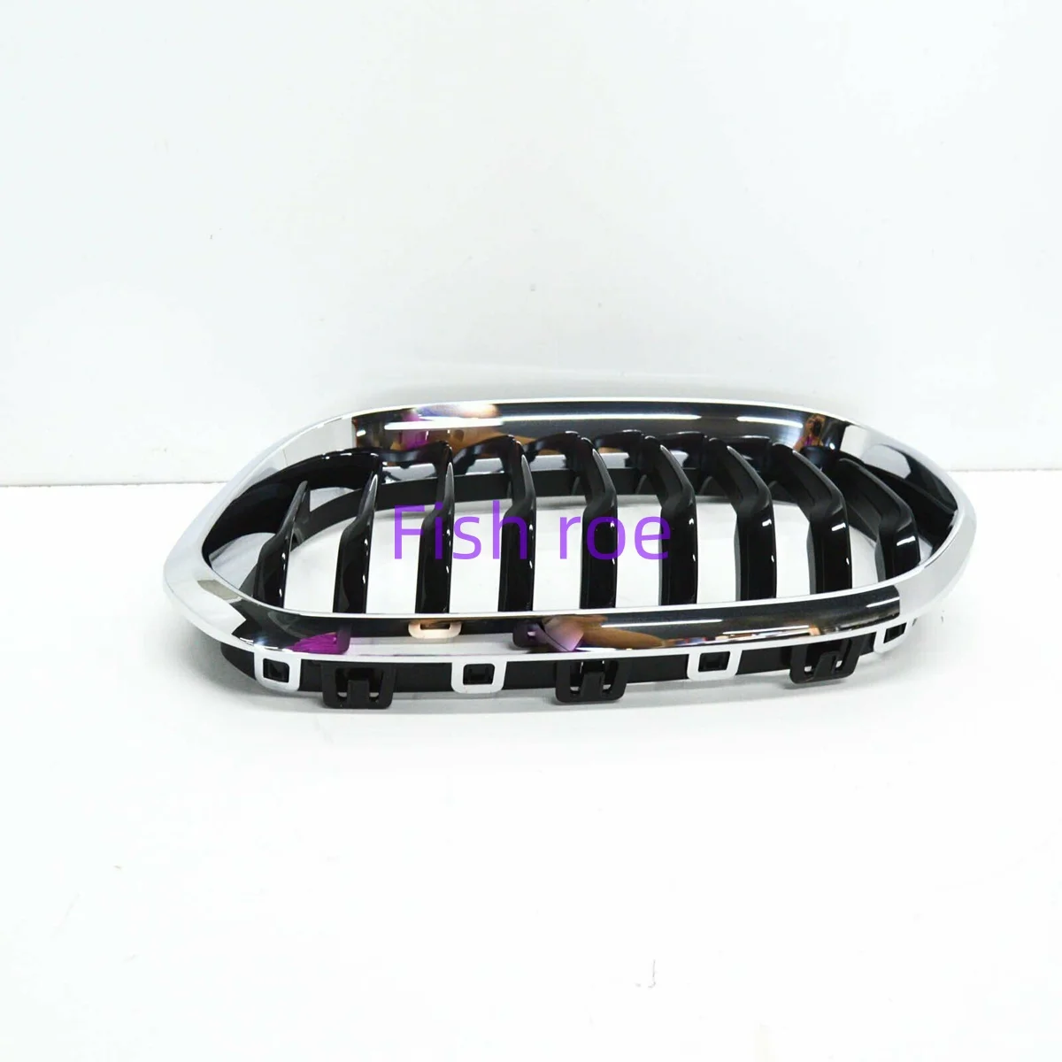 51137371685 51137371686 is suitable for the F20 semi-electroplated grille modification of the B-M-W 3 Series, 5 Series 7 Serie