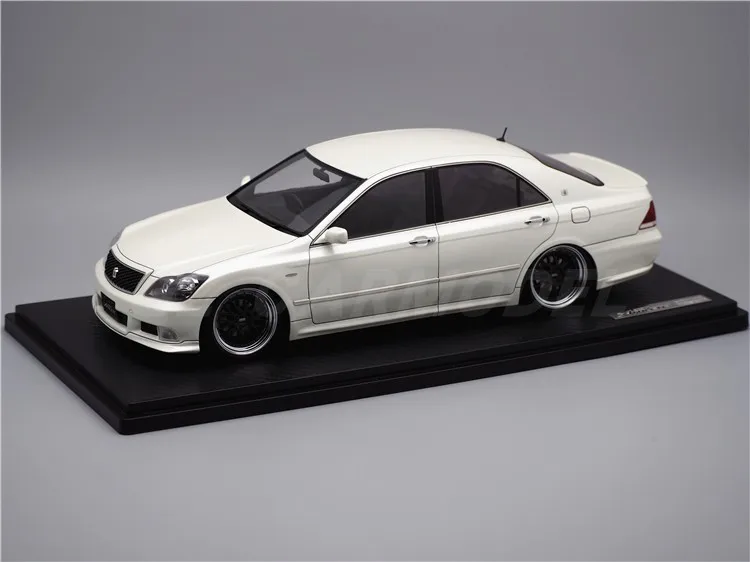 

IG 1:18 GRS180 3.5 BBS Athlete White JDM Simulation Limited Edition Resin Metal Static Car Model Toy Gift