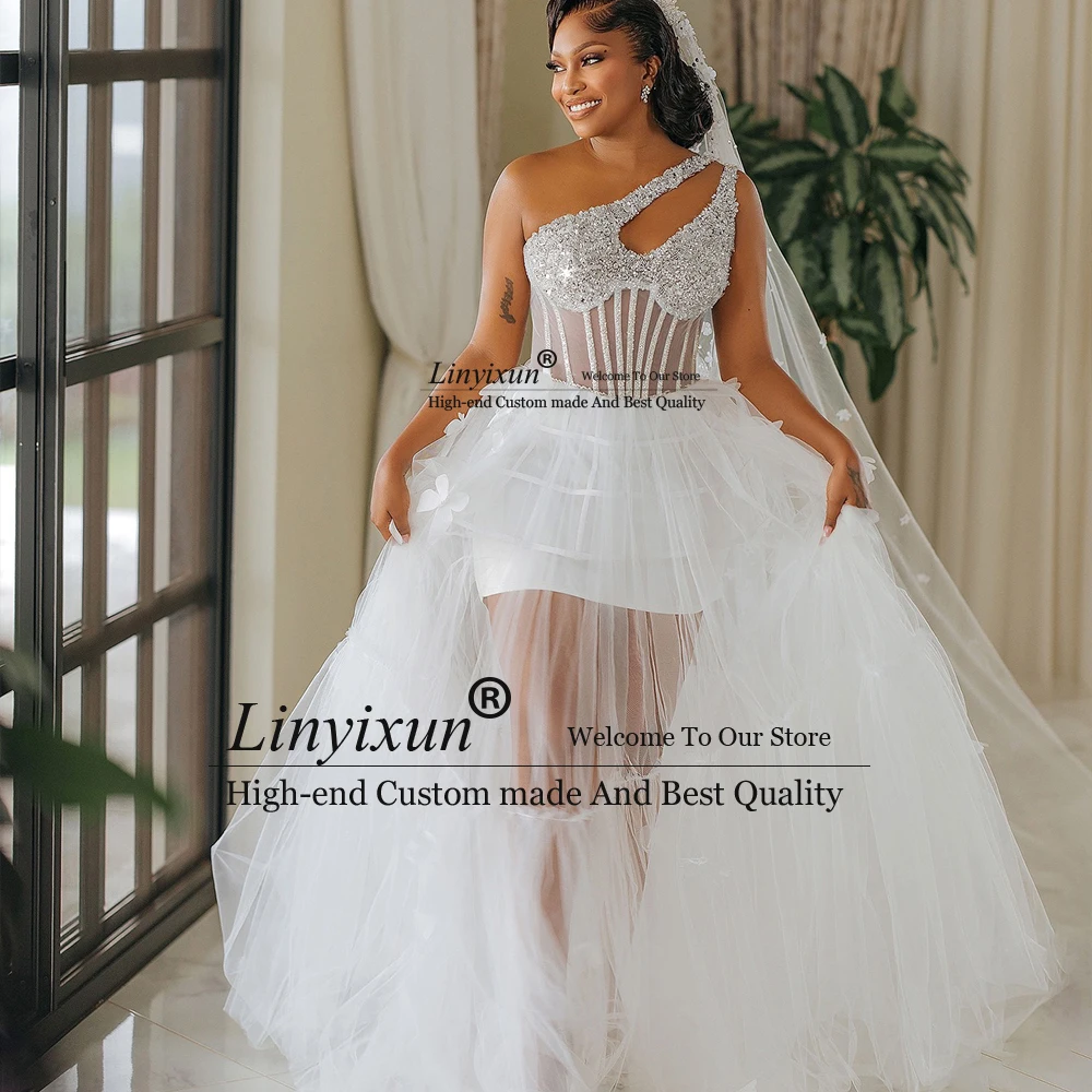 Romantic Crystal Wedding Dresses Butterfly One Shoulder Illusion Tulle A-Line Bridal Gowns Customized Sleeveless robe de mariée