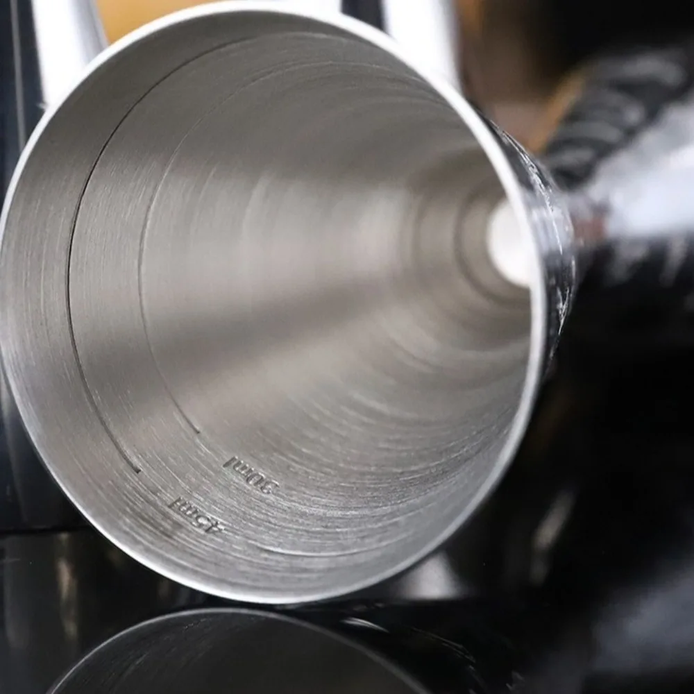 

Stainless Steel Double Head Cocktail Jigger with Scale Surface Smooth Measure Cup Convenient Silver Cocktail Mixing Glass Wine